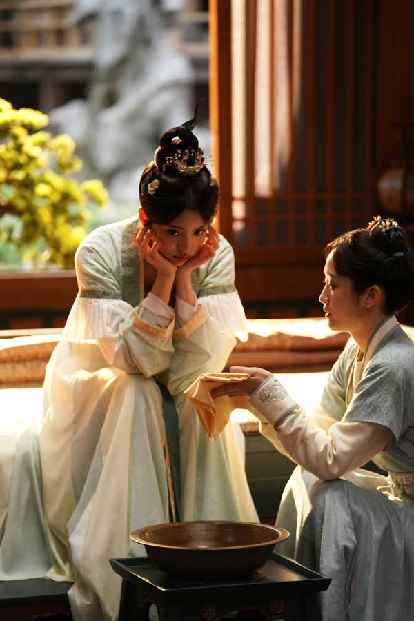 1709269354581226.jpg 欧阳娜娜主演新剧《永安梦》开播 上演古风探案欢喜记 (3).jpg